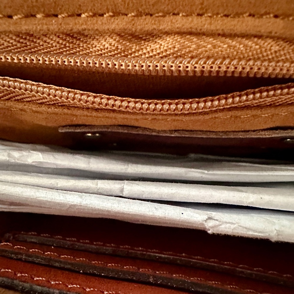 New Patricia Nash Baku Leather Clutch/Crossbody Bag - Picture 9 of 10